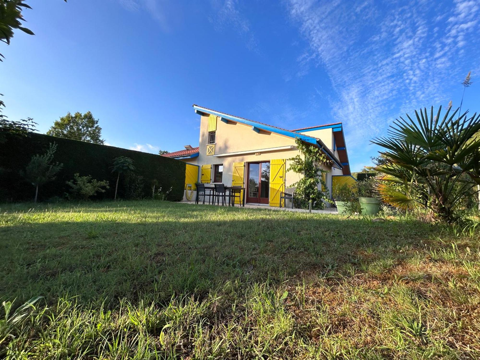 Jolie Maison De Vacances Avec Terrasse Et Jardin Saint-Julien-en-Born Exterior photo